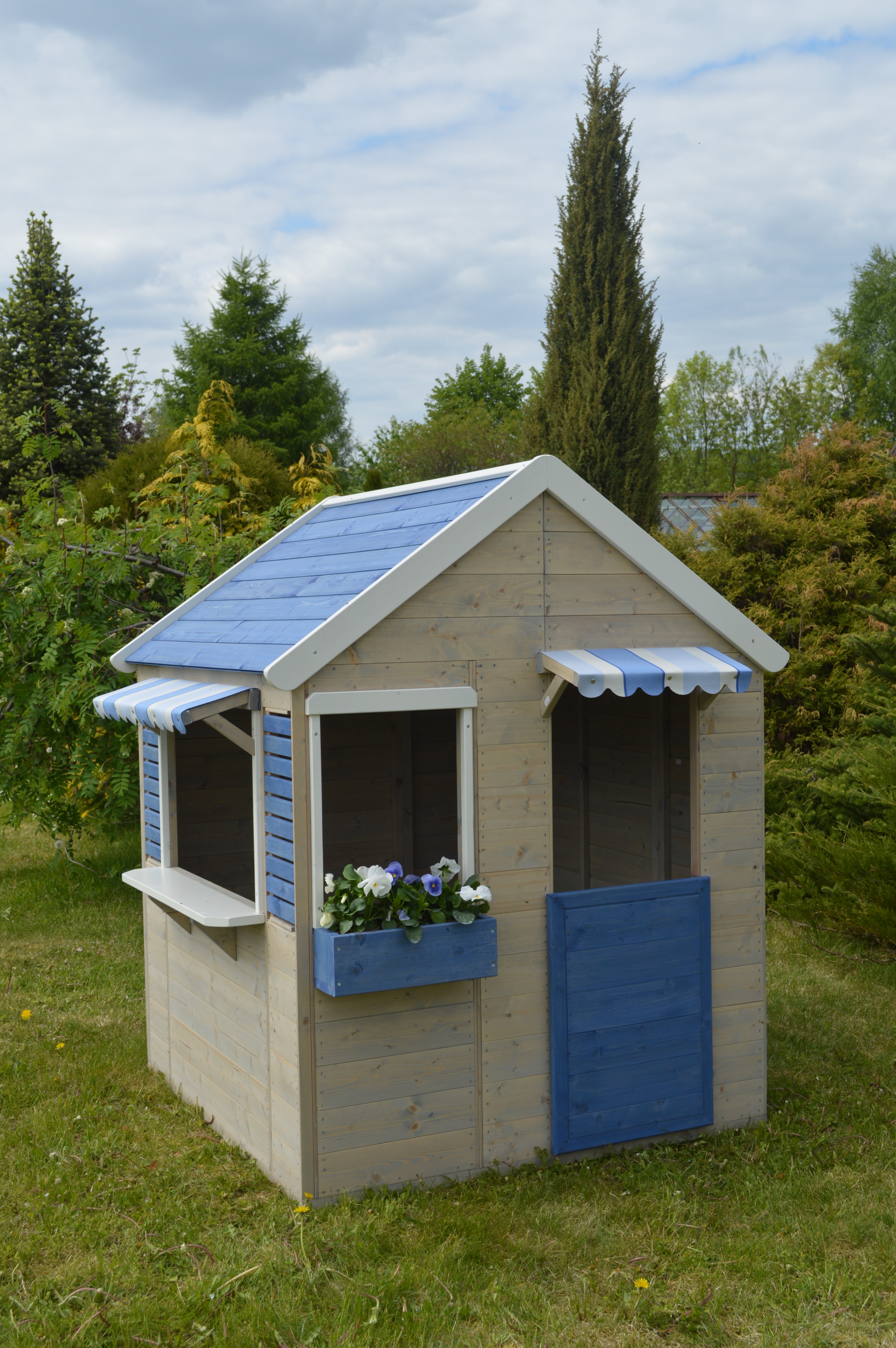 4FT X 4FT Summer Seaside Wooden Playhouse HENNESSY OUTDOORS