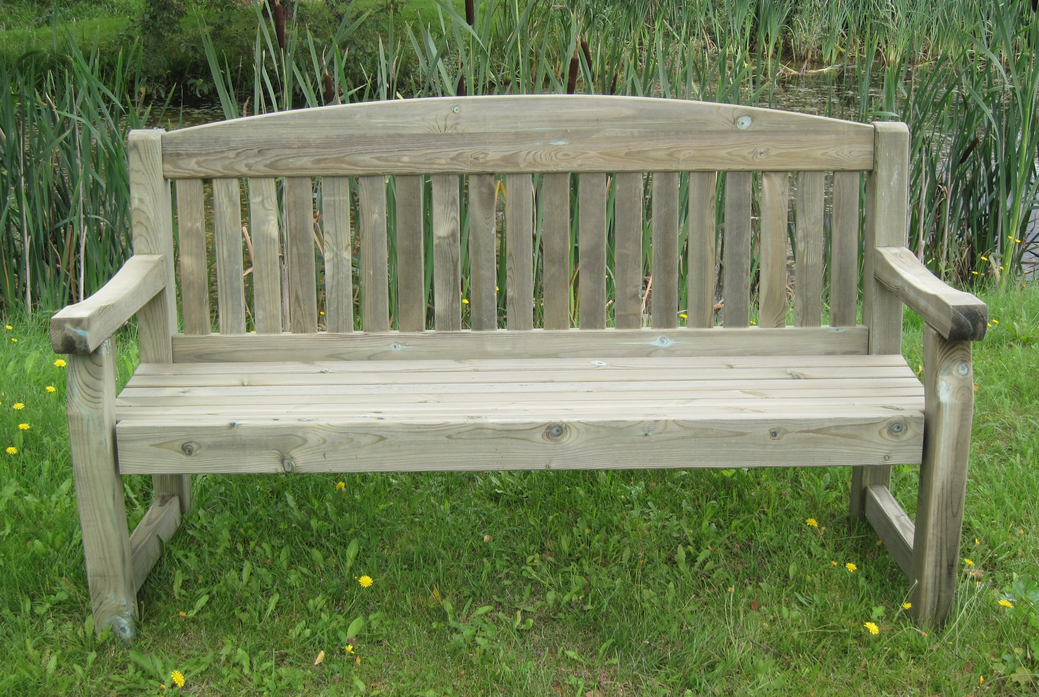 3 Seater Premium Garden Bench (6 Ft) - HENNESSY OUTDOORS