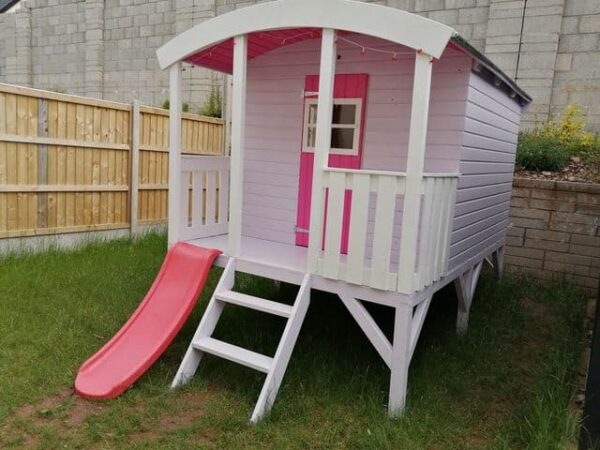 Huck Playhouse with Slide