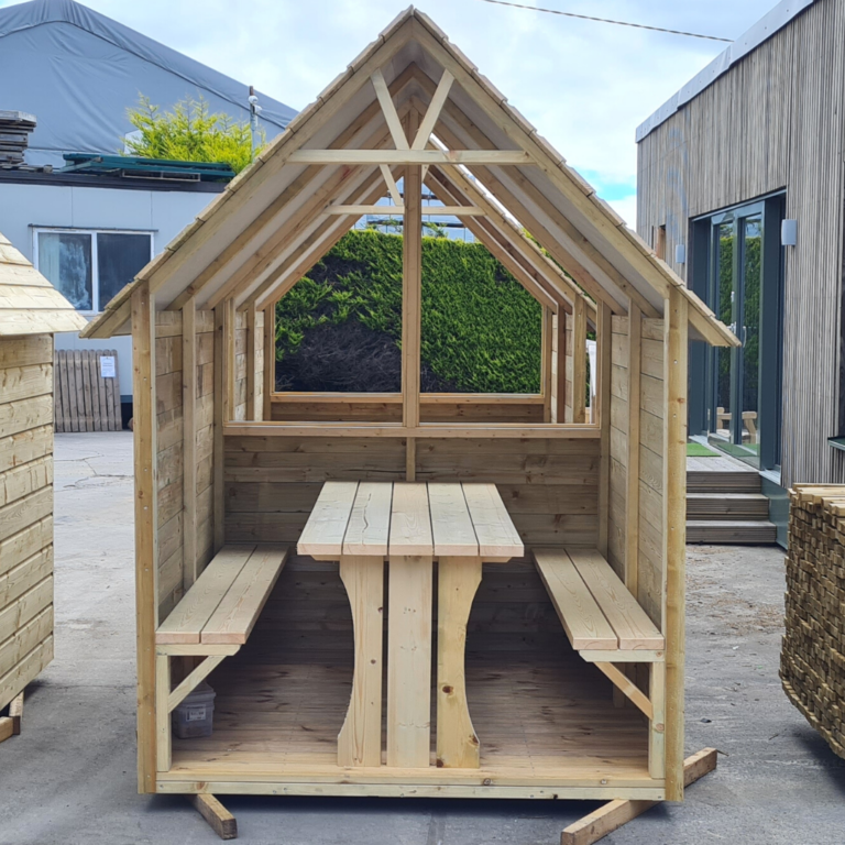 Outdoor Dining Pods Hennessy Outdoors