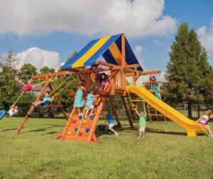 THE BENEFITS OF OUTDOOR PLAY