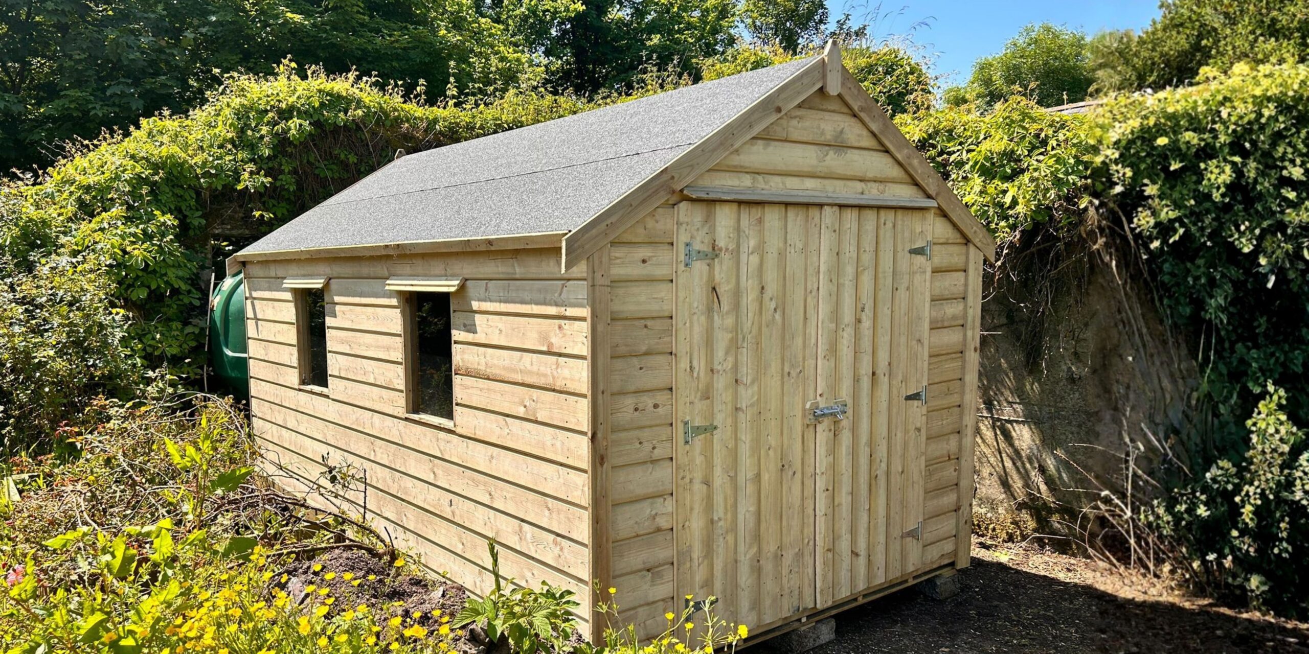 Hennessy Outdoors Garden Shed